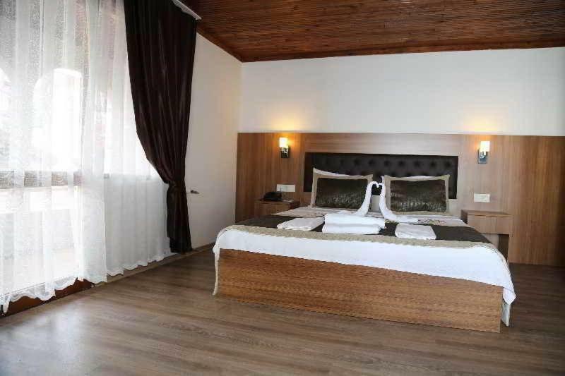 Diamond City Resort Hotel Бююкчекмедже Екстериор снимка
