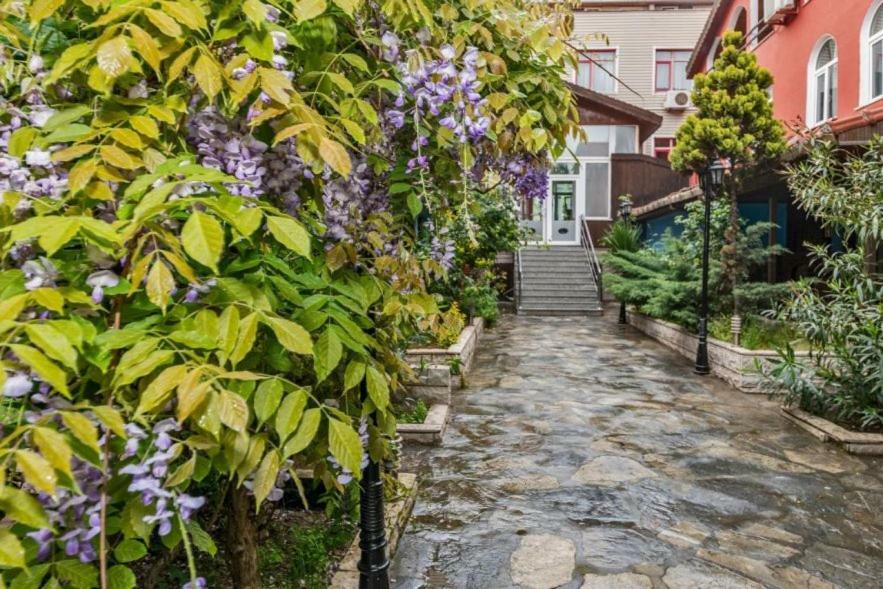 Diamond City Resort Hotel Бююкчекмедже Екстериор снимка