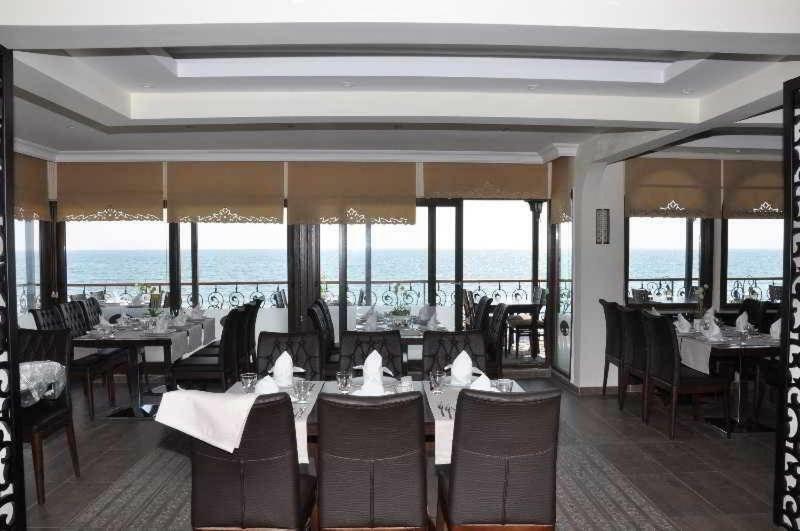 Diamond City Resort Hotel Бююкчекмедже Екстериор снимка